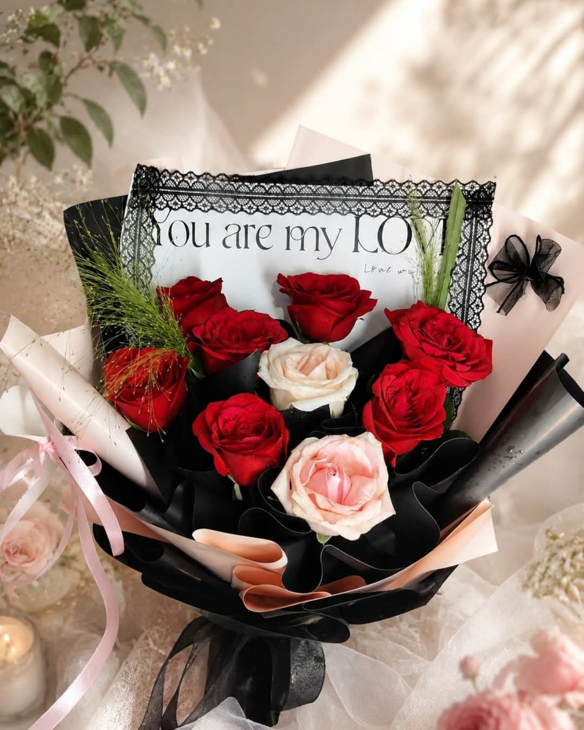 š¹ Eternal Romance ā Red & Pink Fresh Rose Bouquet ā¤ļø